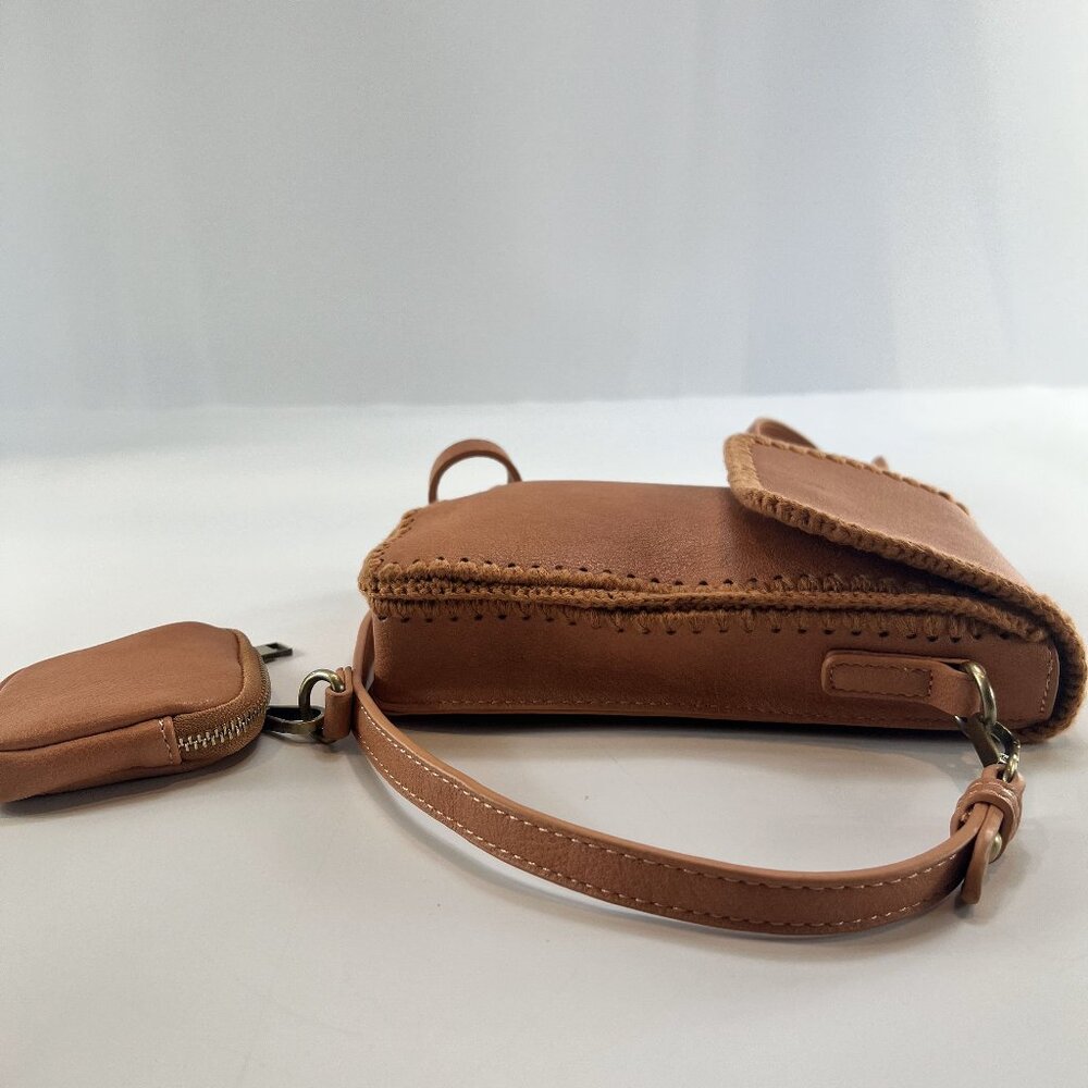 NWT Urban Originals Vegan Love Fest Crochet Crossbody Purse - Picture 4 of 16